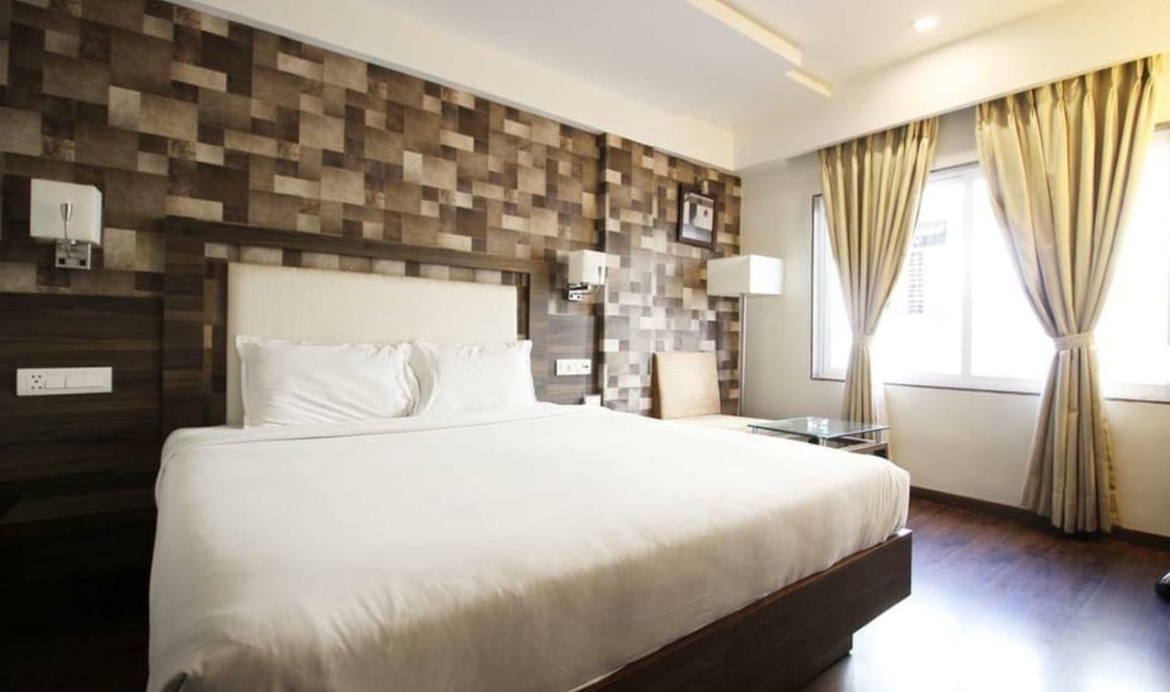 Hotel Aaram Orchard Ahmedabad Exterior photo